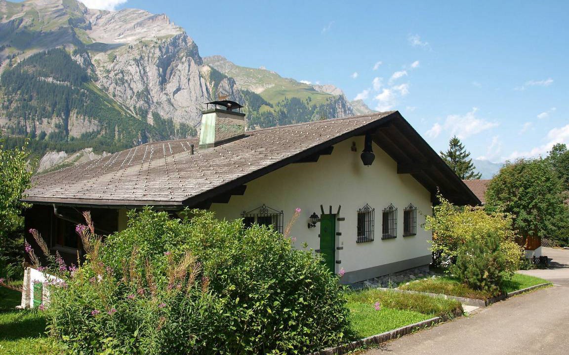 Kandersteg Other | 120 m² Accommodation ∙ 3 bedrooms ∙ 6 guests