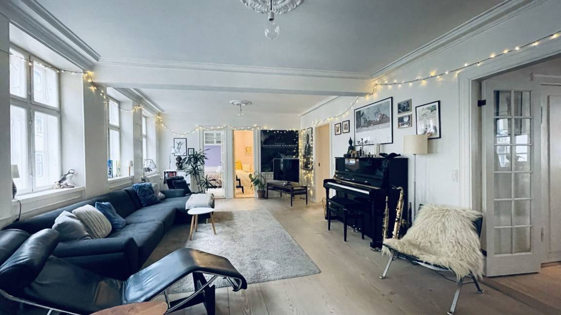 Copenhagen City Centre Apartment | 120 m² Apartment ∙ 3 bedrooms ∙ 5 guests