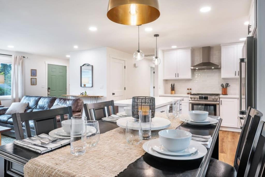 Inglewood-Finn Hill House | 120 - Relaxing Kirkland Haven