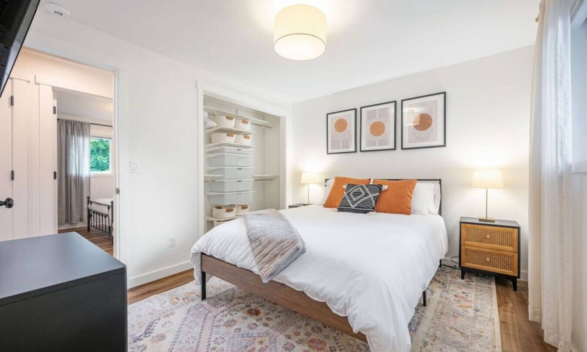 Inglewood-Finn Hill House | 120 - Relaxing Kirkland Haven