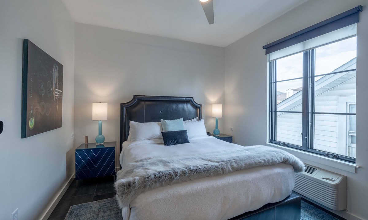 West End Hotel | 121 Hotel by AvantStay