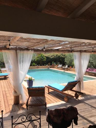 La Motte Apartment | 1262 Chemin des Pignatelles