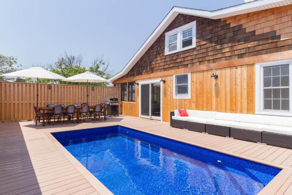 Ocean Beach House | 128 Bungalow