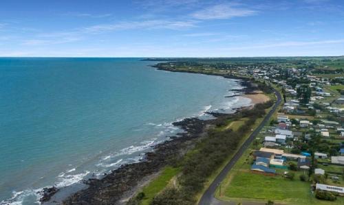 Burnett Heads House | 129 Sea Esplanade Burnett Heads