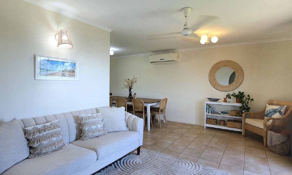 Bargara House | 13 Natalie Street Bargara