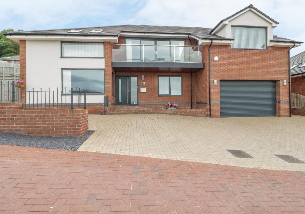 Llanddulas House | 13 Parc Llindir