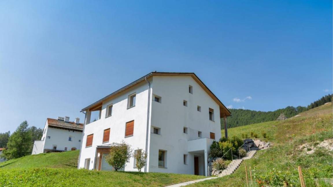 Madulain Apartment | 130 m² Apartment ∙ 4 bedrooms ∙ 8 guests