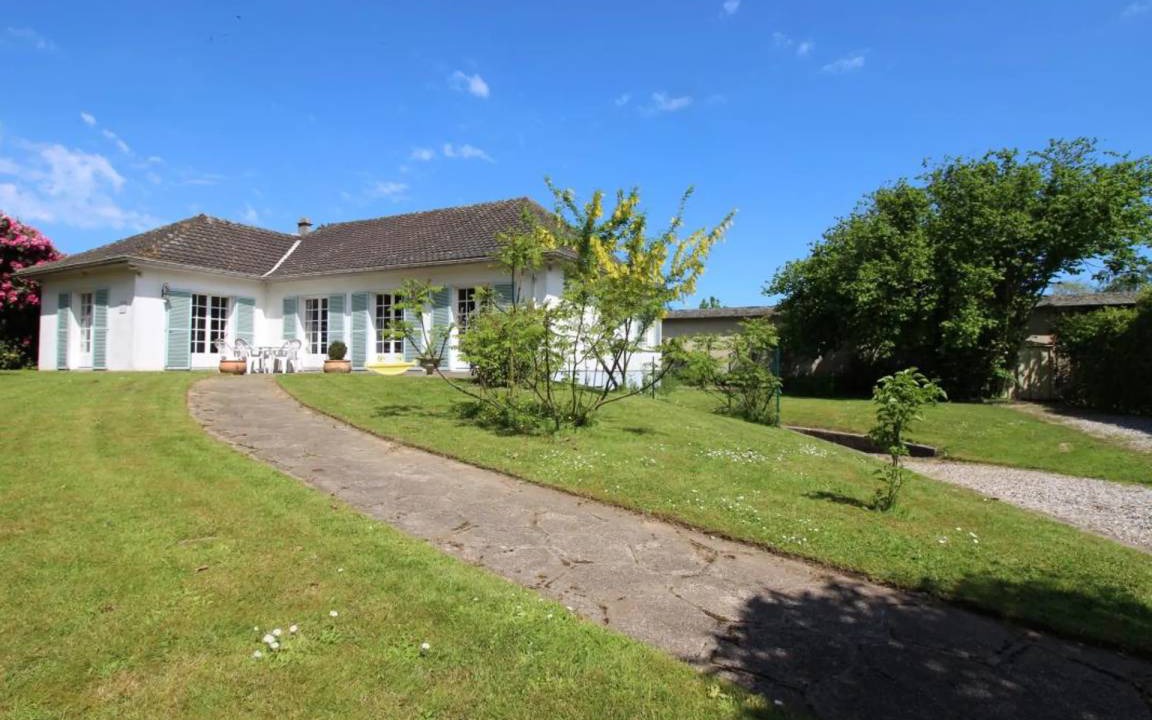 Neville House | 130 m² House ∙ 3 bedrooms ∙ 6 guests