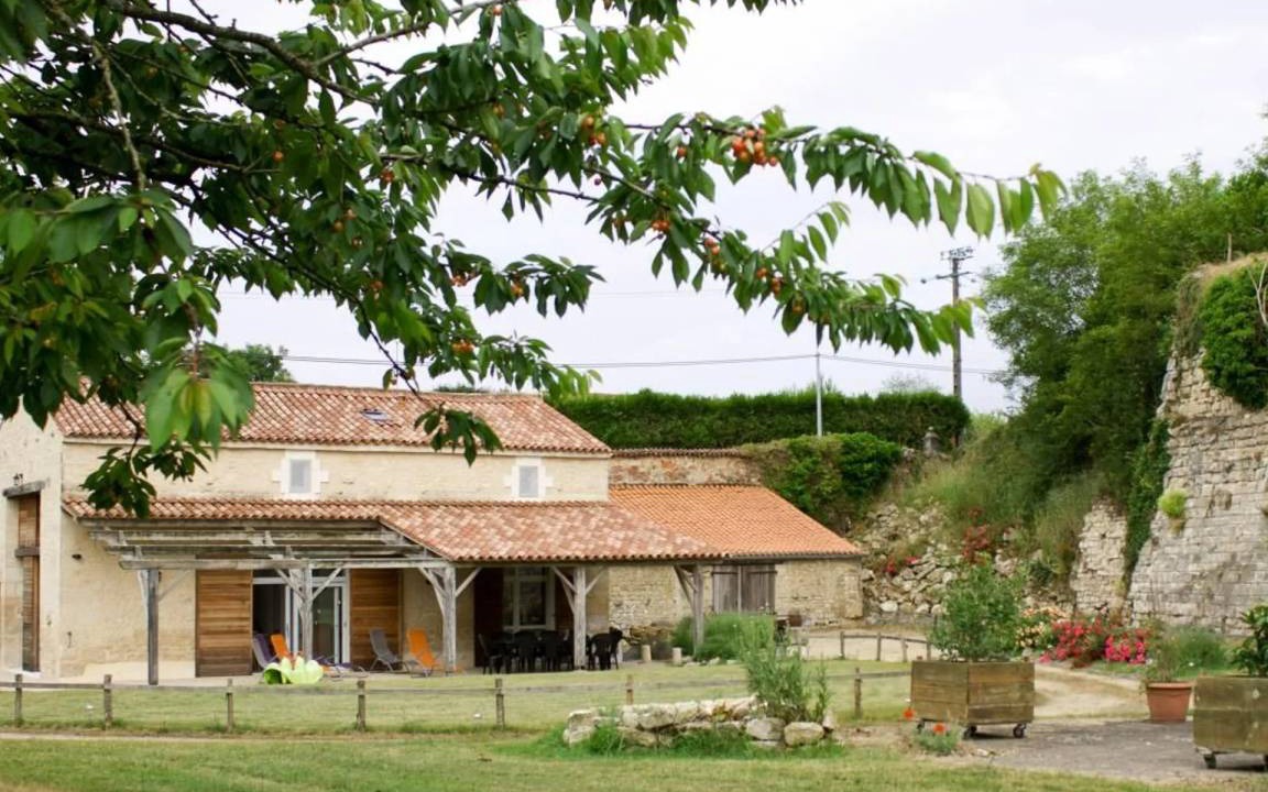 Foussais-Payre House | 132 m² House ∙ 4 bedrooms ∙ 8 guests