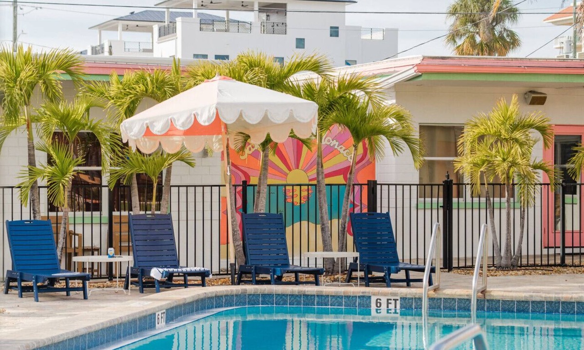 Bay Esplanade Apartment | 132 · ☀Pool✔ Kitchen✔ Beach✔ Self Checkin✔ Free Parking✔