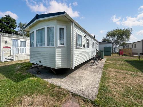 Burnham-on-Sea House | 136 Lakeside