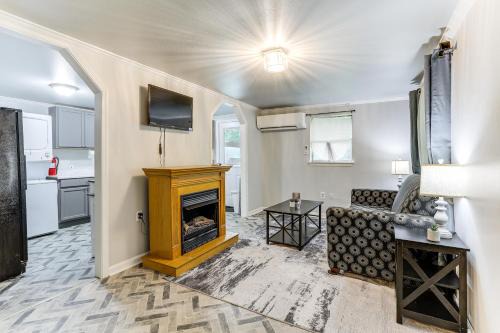 Sunshine House | 14 Mi to Downtown Baton Rouge: Plaquemine Retreat