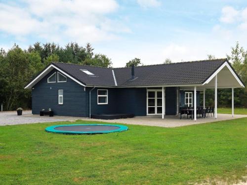 Sundstrup House | 14 person holiday home in H jslev