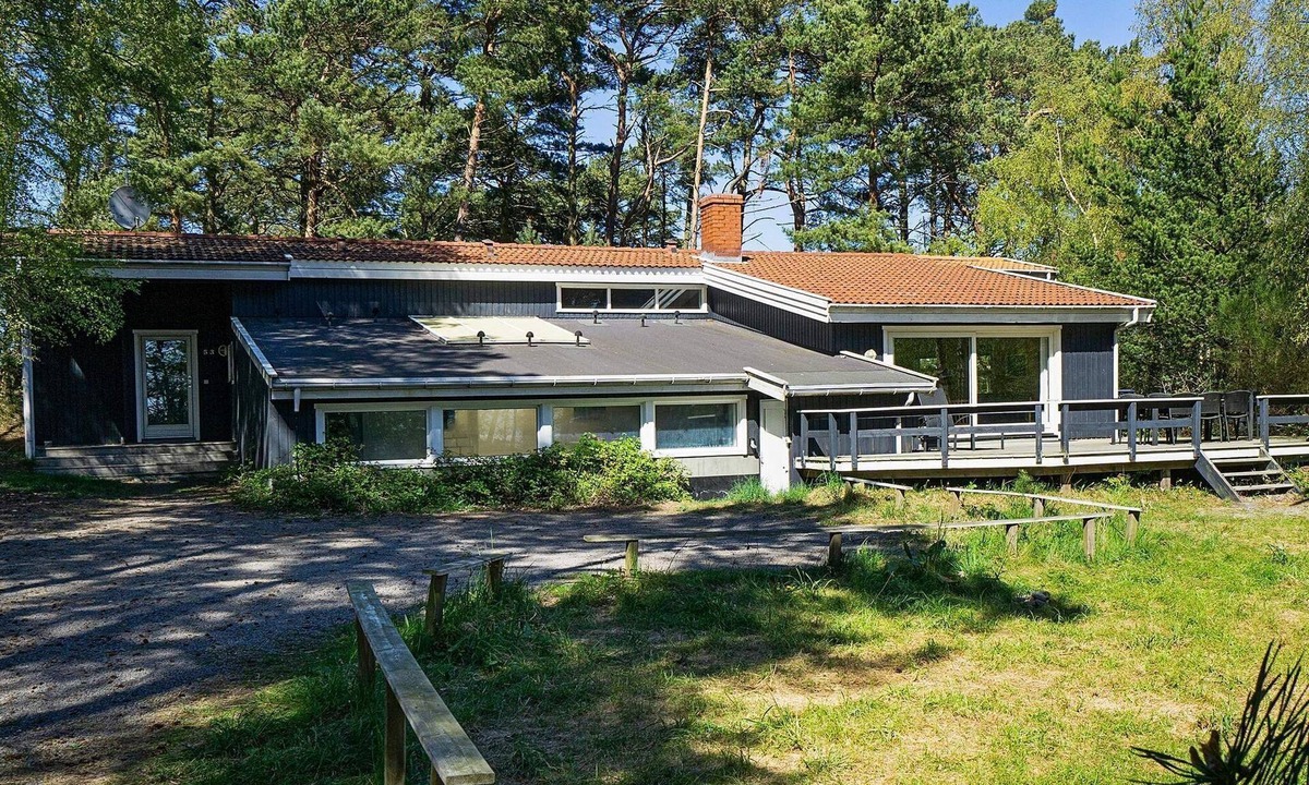 Bedegaard House | 14 person holiday home in Nexø