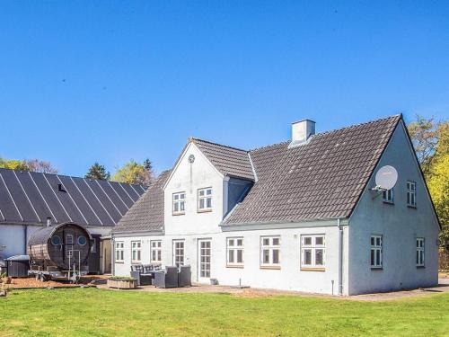 Favrlund House | 14 person holiday home in Ribe