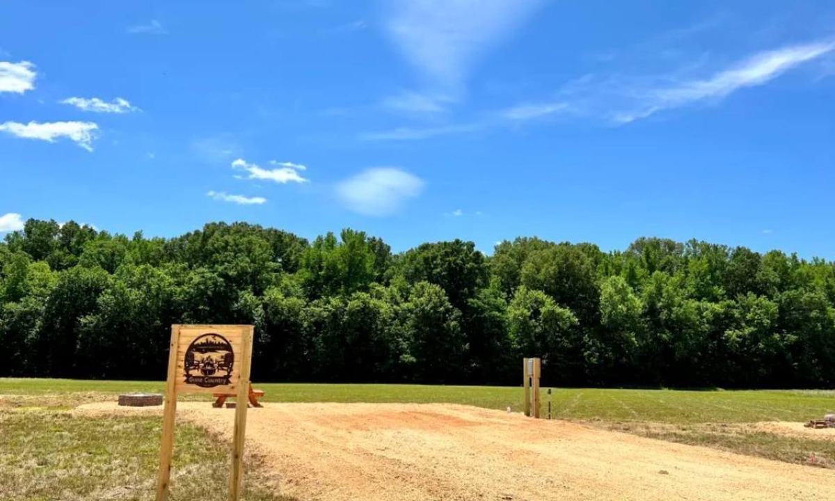 Flatwoods RV Rental | 142B GONE COUNTRY SITE 19