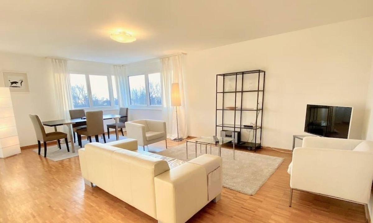 Lausanne Apartment | 144 * Your bright and spacious apartment by the lake