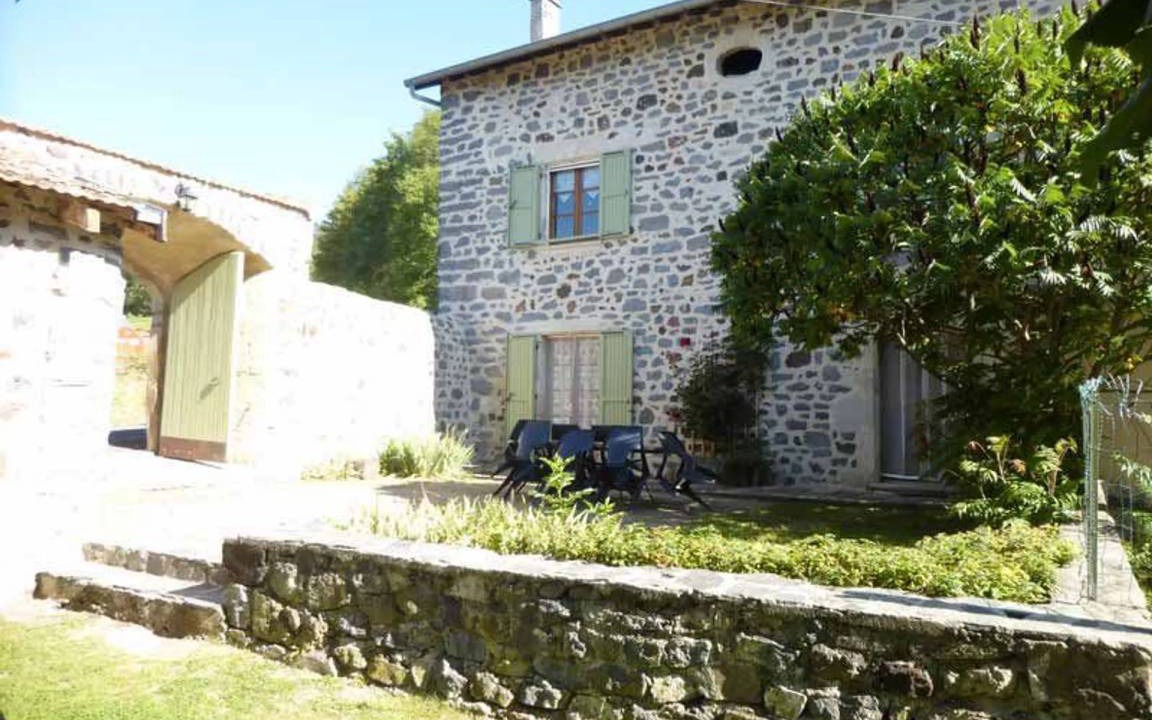 Arsac-en-Velay House | 145 m² House ∙ 3 bedrooms ∙ 8 guests