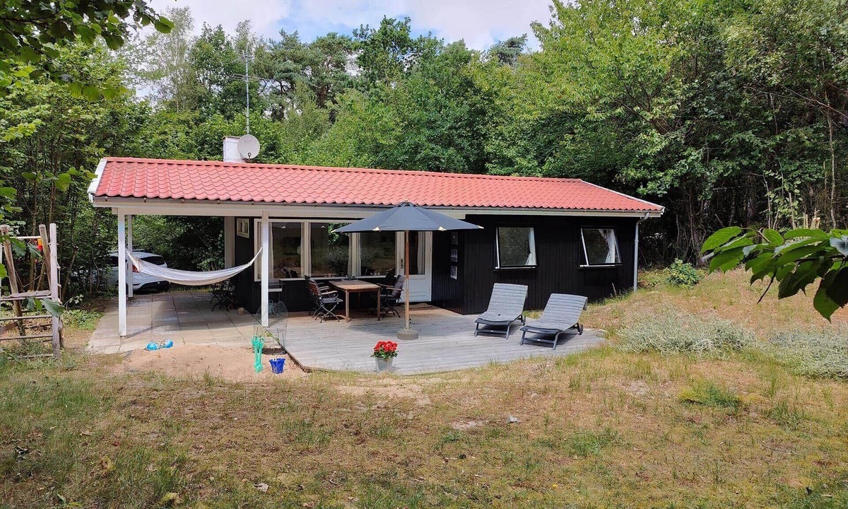 Oster Somarken House | 1476 Aakirkeby - Sluseparken 20