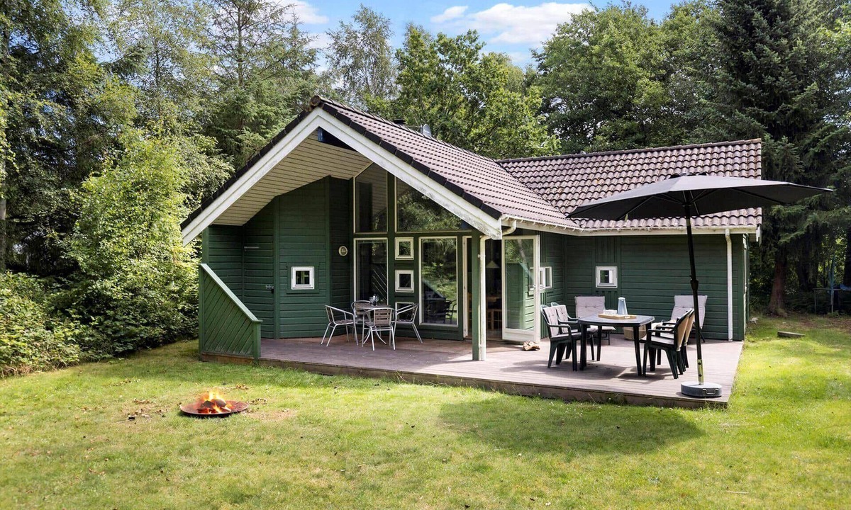Oster Somarken House | 1483 Aakirkeby - Boesparken 18