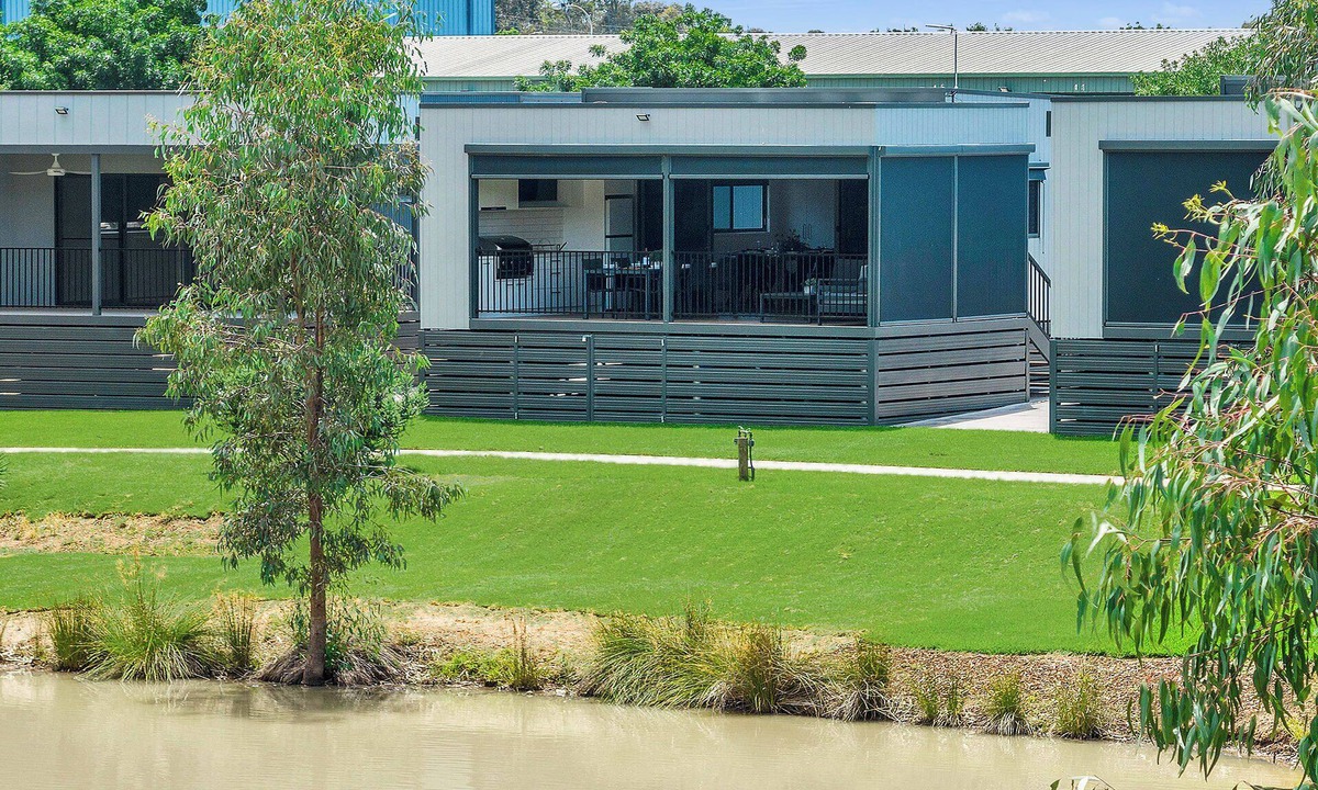 Moama House | #15 Highview