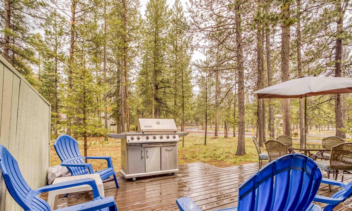 Deer Park House | 15 Lupine Lane