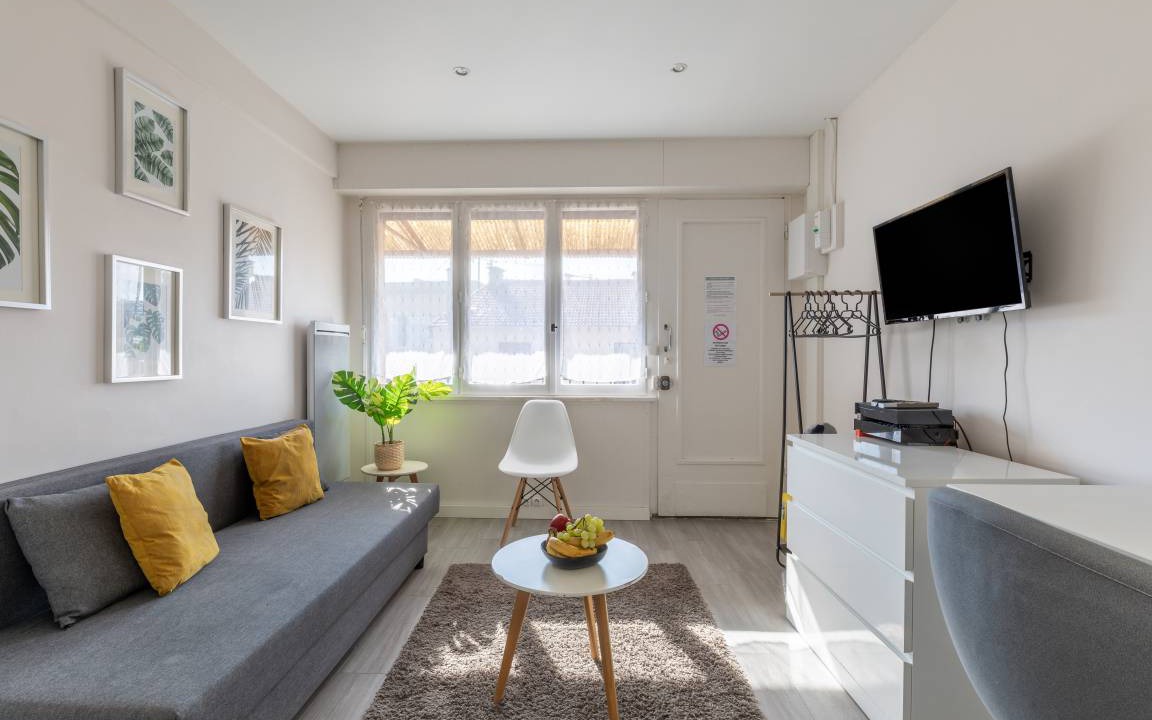 Gentilly Apartment | 15 m² Apartment ∙ 2 guests