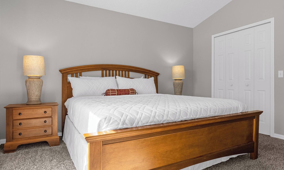 Bridgewater at Town Center House | 15 Min - Disney l Lakefront Pool l 2 Masters