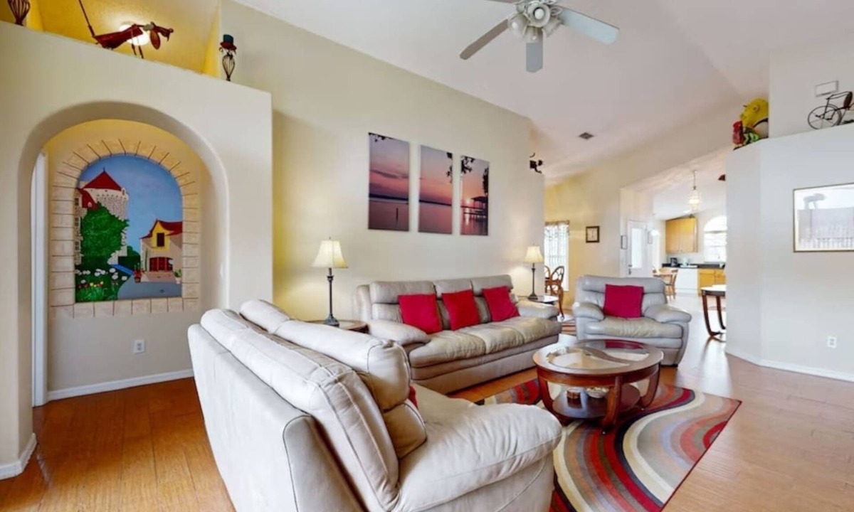 Windsor Palms House | 15 Min to Disney | Spacious 4BR Home w/Pool