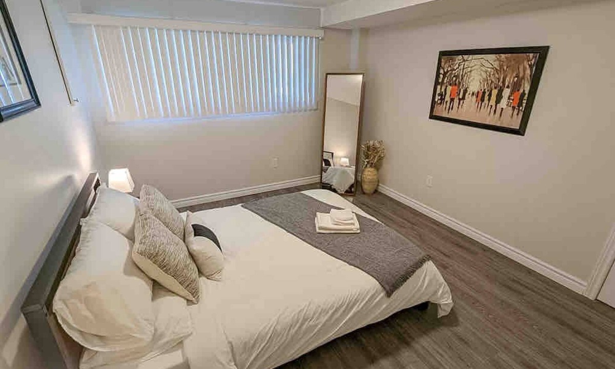 St. Catharines House | ~15 min to Niagara Falls | 2BDR + Free Parking