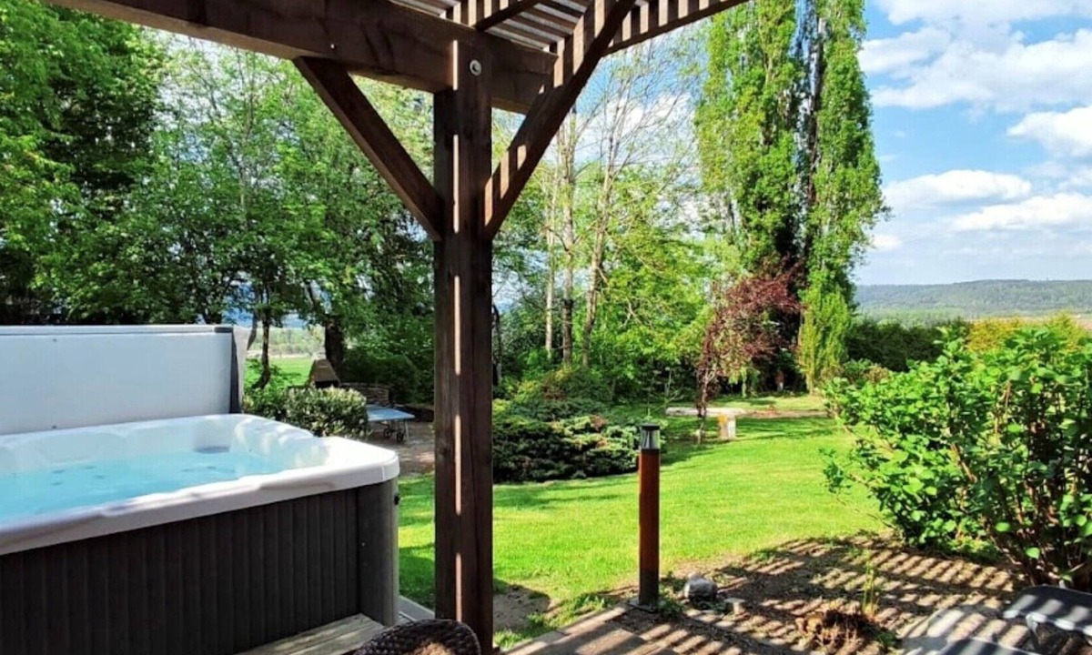Corcieux House | 15 minutes from Gérardmer - Estate with a house and a chalet - Sleeps 21