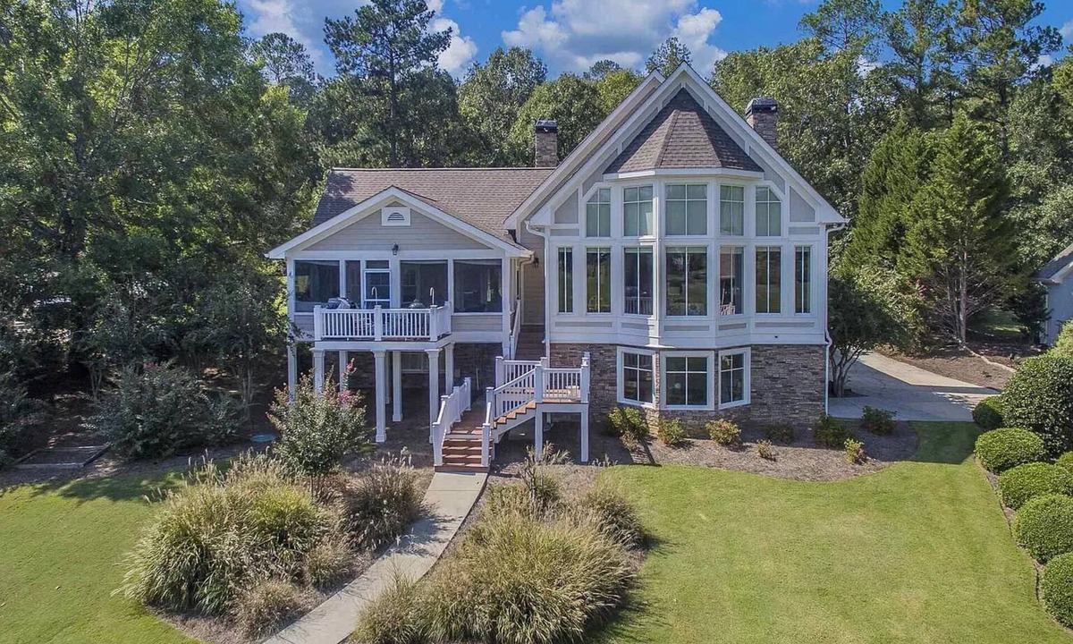 Reynolds Landing House | 15% off for New Years Reservations!