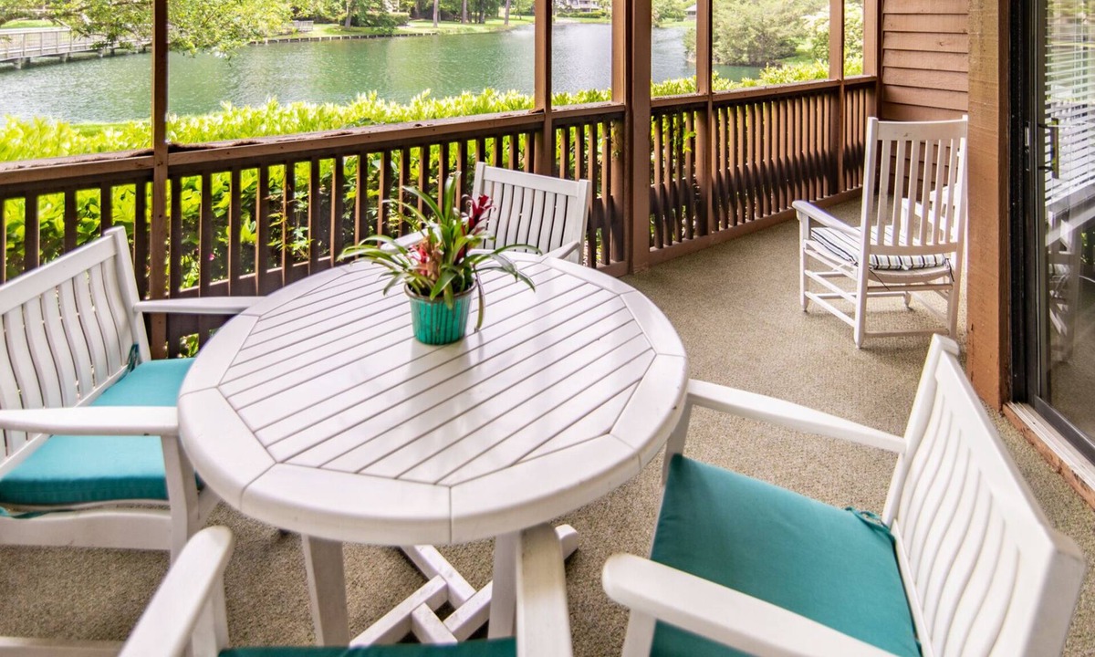 Arcadian Shores Condo | $150 activities - E-gift card when you book - Lakefront Screened in Porch | KLC 112