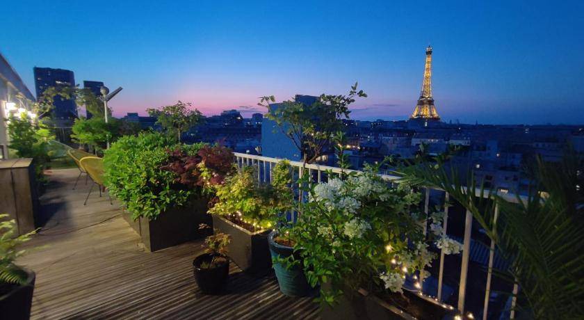 Grenelle Apartment | 150 m² Apartment ∙ 3 bedrooms ∙ 6 guests