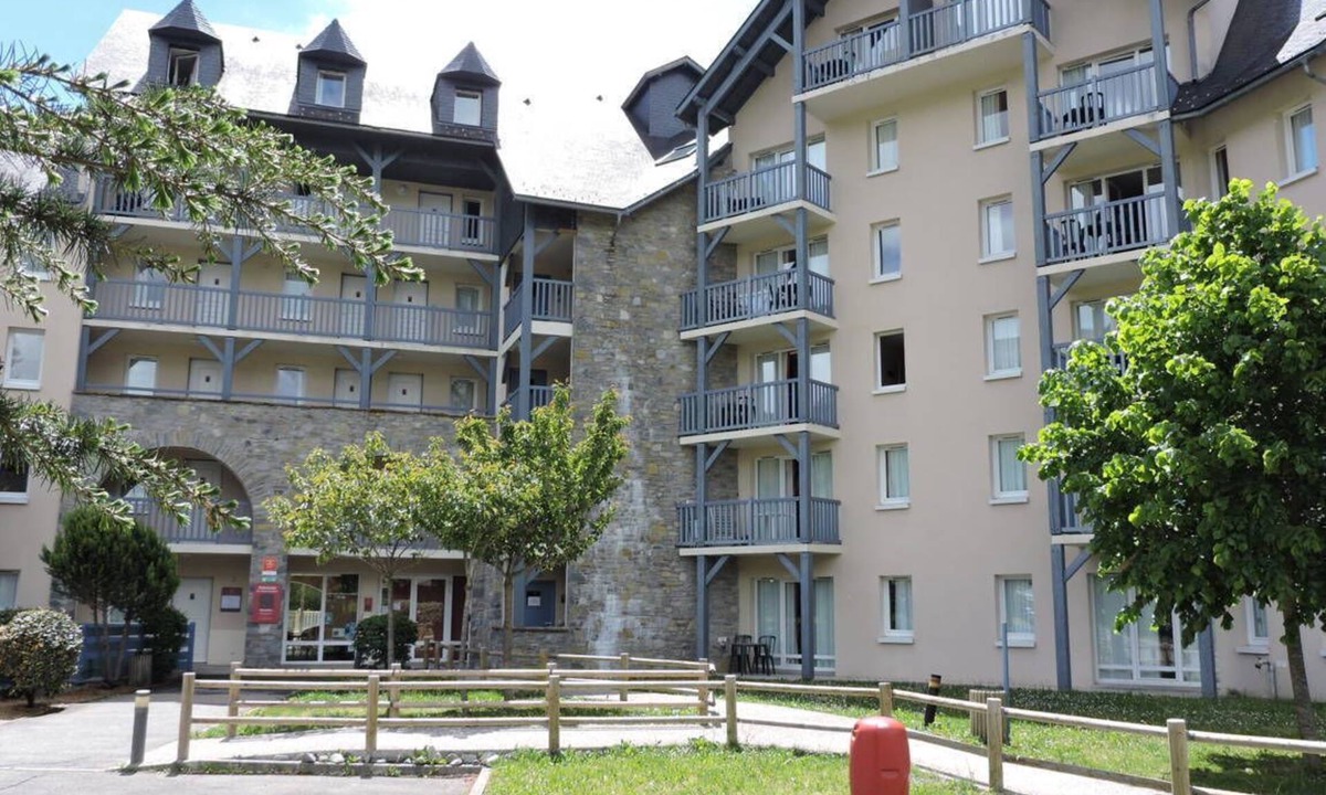 Saint-Lary-Soulan Apartment | 150 metres from gondola lift and cable car