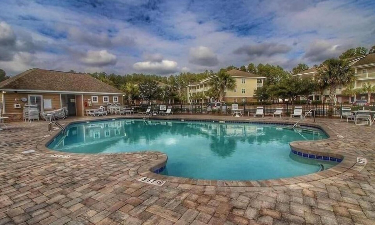 North Myrtle Beach Villa | 1513 Willow Bend - Barefoot Resort Rentals