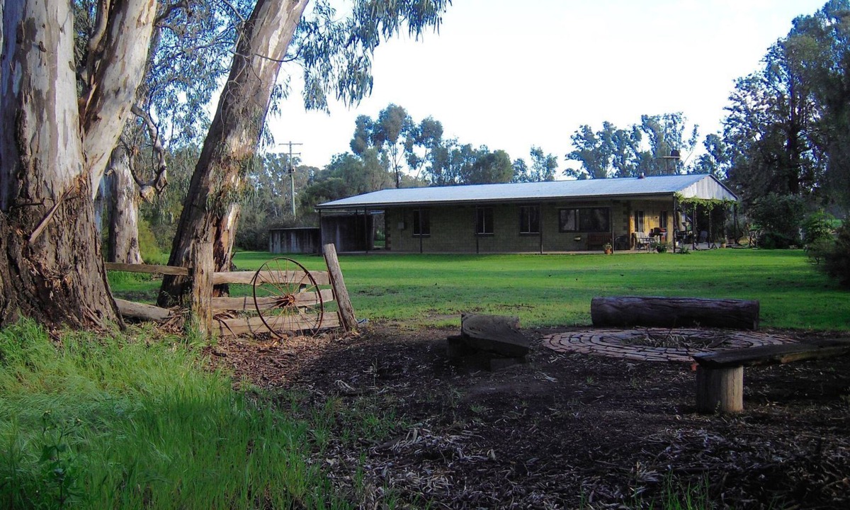 Barham Cottage | 1534 on the Murray - Private Murray River frontage
