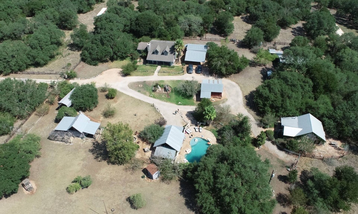 Kyle House | 16-Acre Resort Ranch with 4 Homes Included, Pool, Spa, Firepit &Gathering Spaces