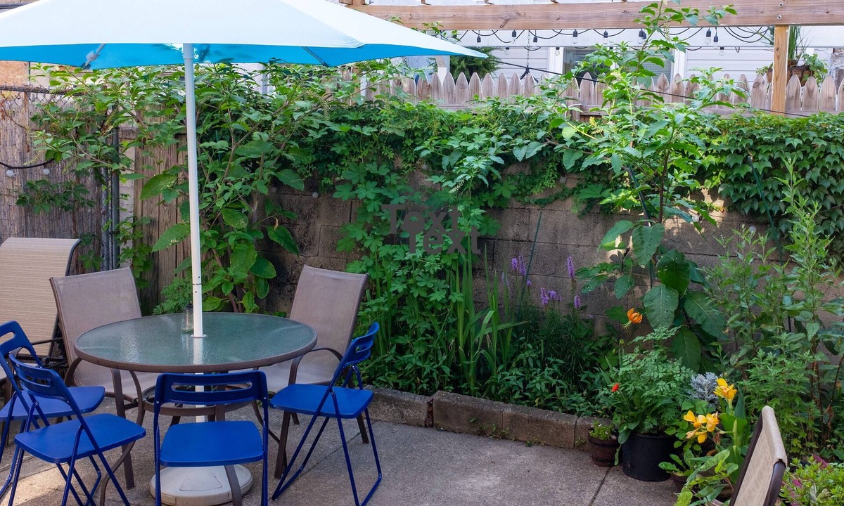 Newbold House | 16 Beds: Groups, Wedding, Grads, Gathering Space!