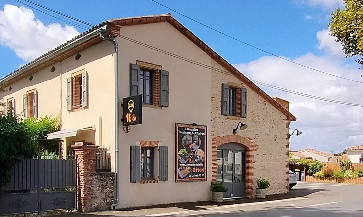Marssac-sur-Tarn Apartment | 16 Bis Gîte Hôtel Appartement