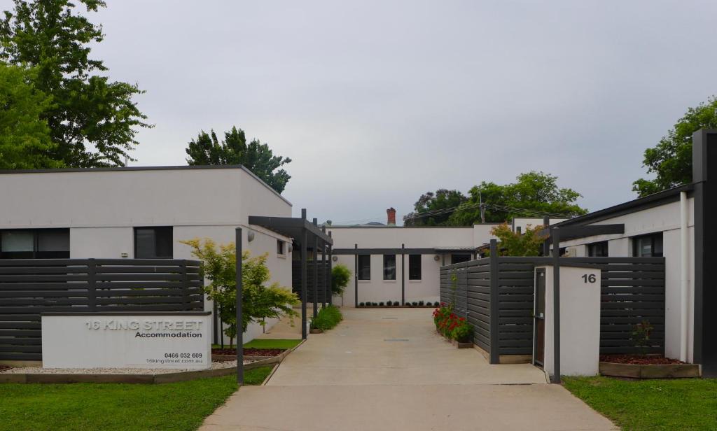 Myrtleford House | 16 King Street