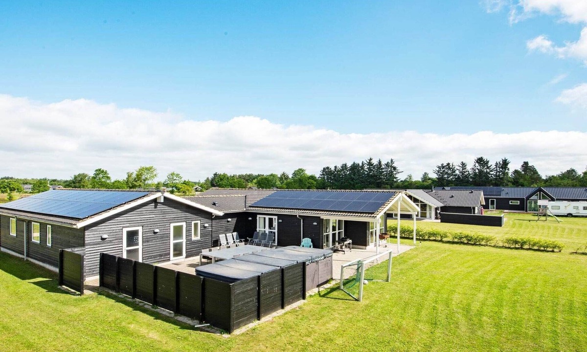 Ansager House | 16 person holiday home in Ansager-By Traum
