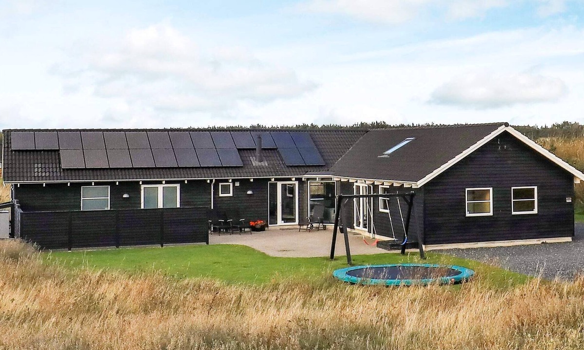 Nr. Lyngby House | 16 person holiday home in Løkken
