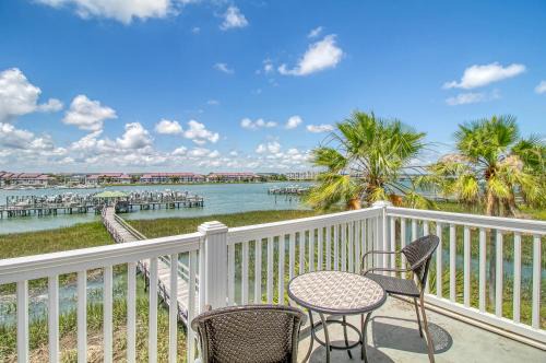 Folly Beach House | 16 Turtle Bay - Riverview - Pool