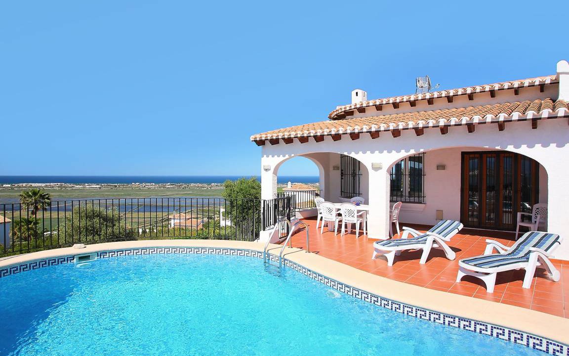 Pego House | 160 m² House ∙ 1 bedroom ∙ 8 guests
