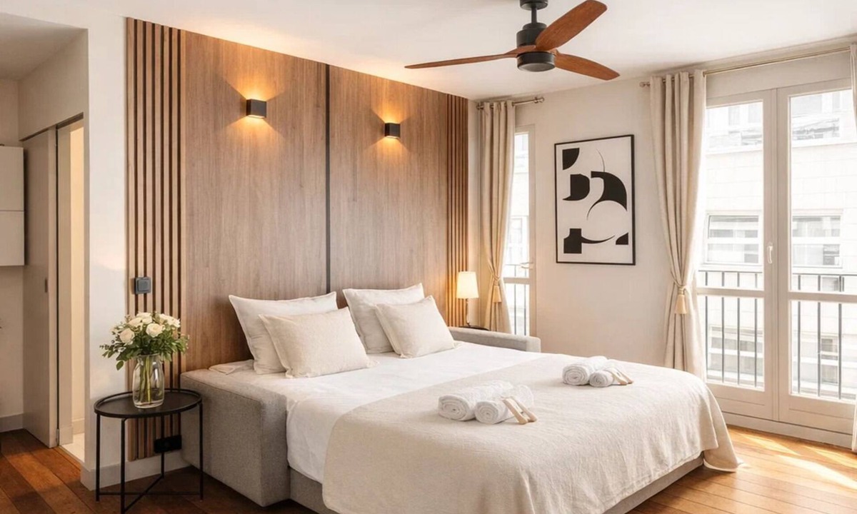 Arsenal Apartment | 1622 Saint-Paul