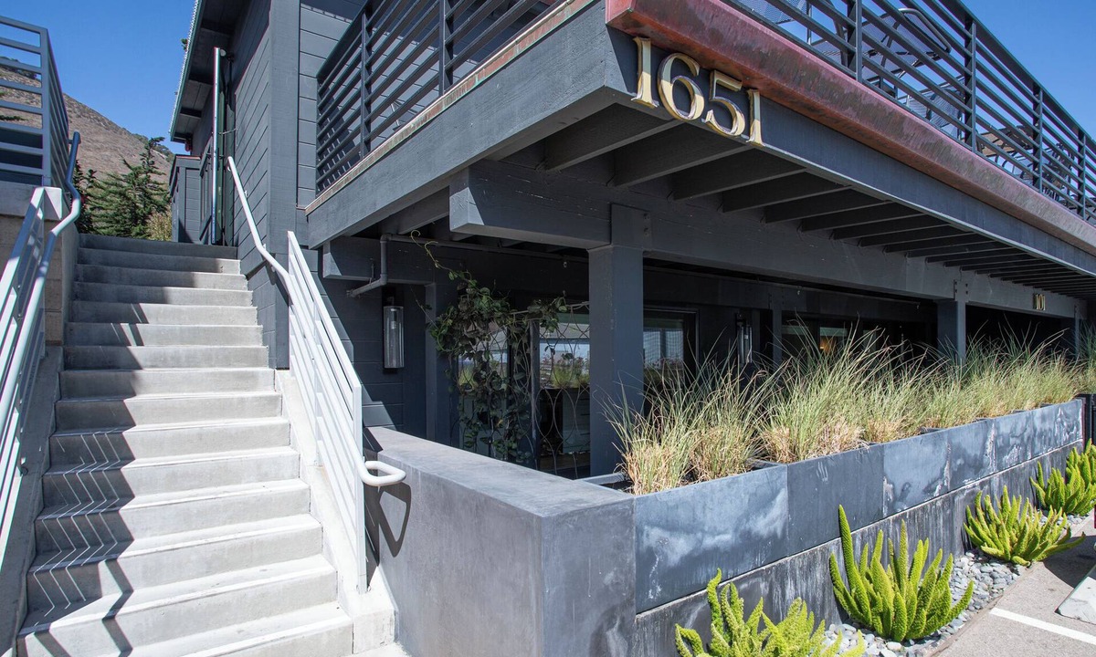 Shell Beach House | 1651 Shell Beach Rd