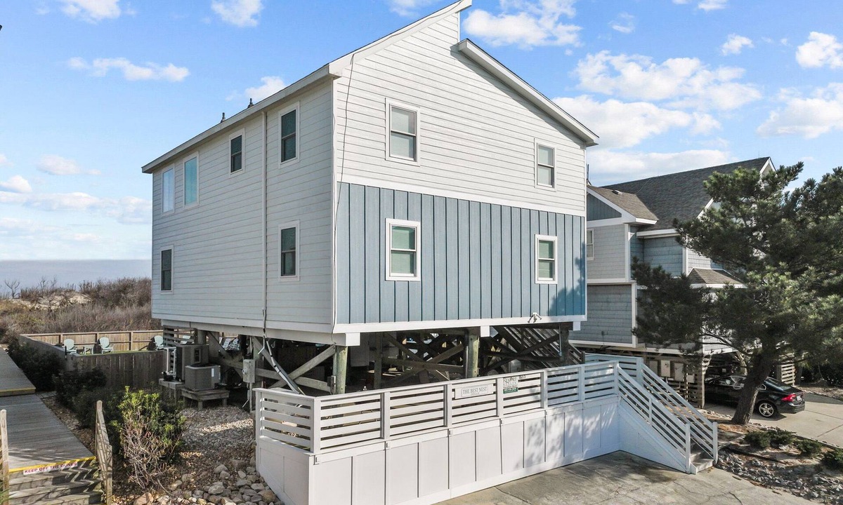 Ocean Sands House | 1661 - The Best Nest, Stunning Ocean Views. Putt Putt Around the Pool!