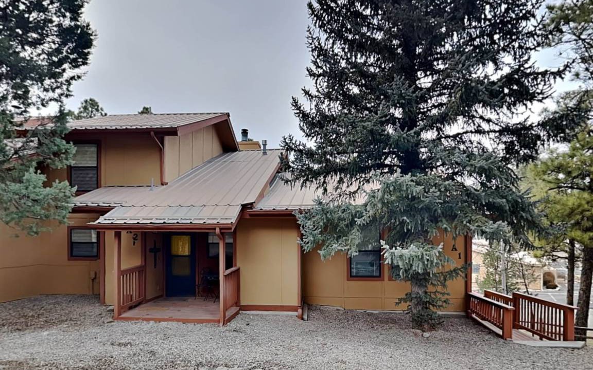 Ruidoso Cabin | 167 m² Cabin ∙ 3 bedrooms ∙ 9 guests