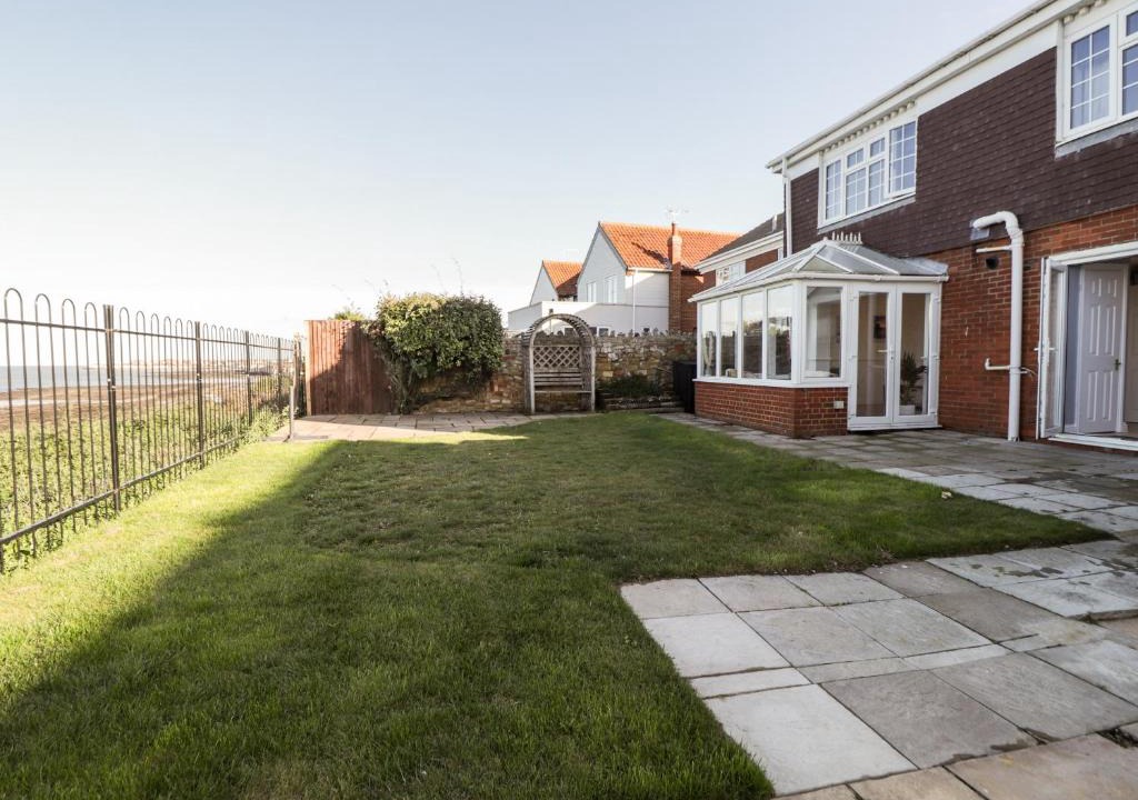 Birchington House | 17 St Magnus Close
